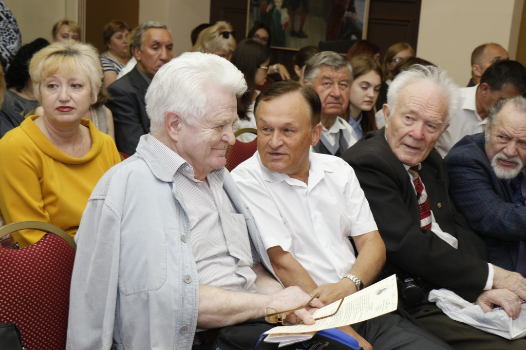 Дегас МеждПетровскаяКонф26061_0343.jpg