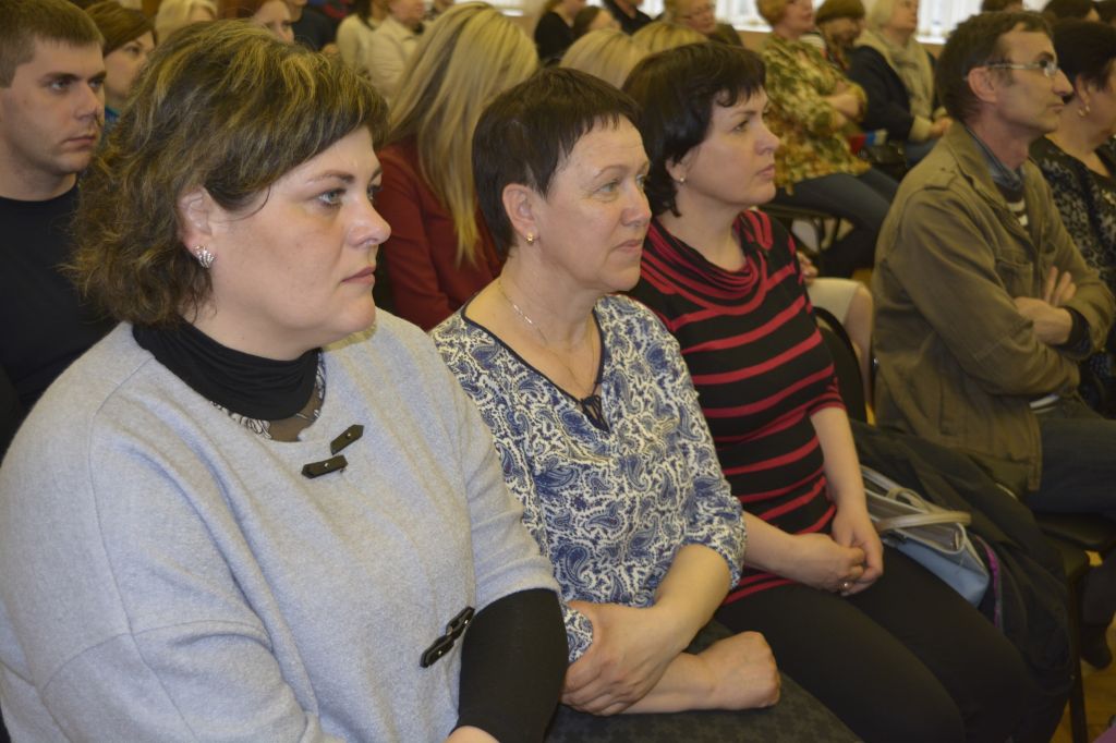 Сотрудники комбината.jpg