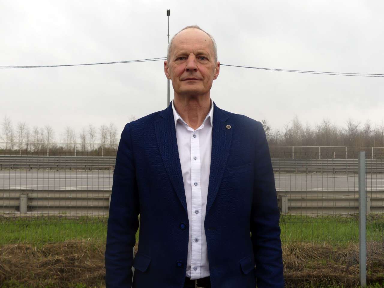 Смехнов в кружок.jpg Смехнов в кружок.jpg