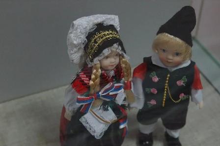 Юлины куклы.JPG