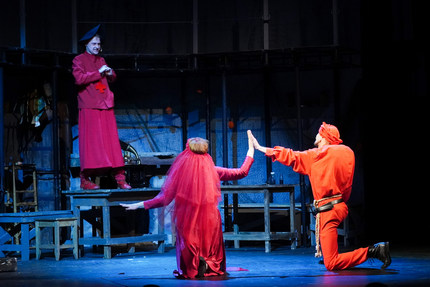 спектакль (2).jpg