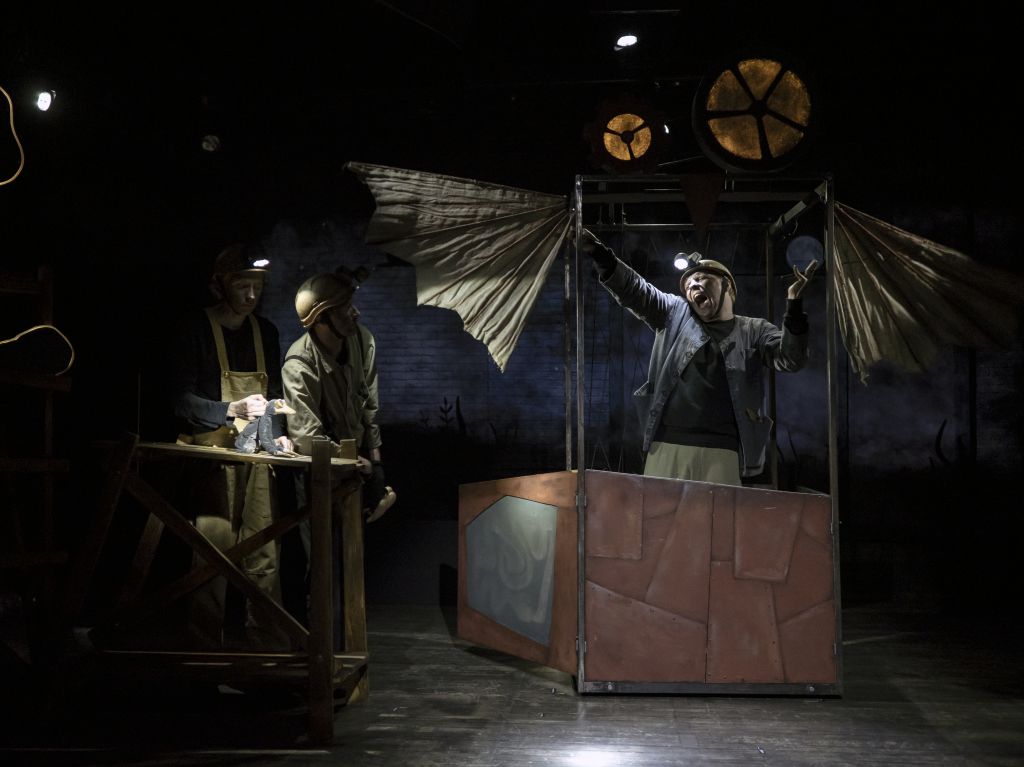 Andrey_Parfenov_F9745.jpg Andrey_Parfenov_F9745.jpg