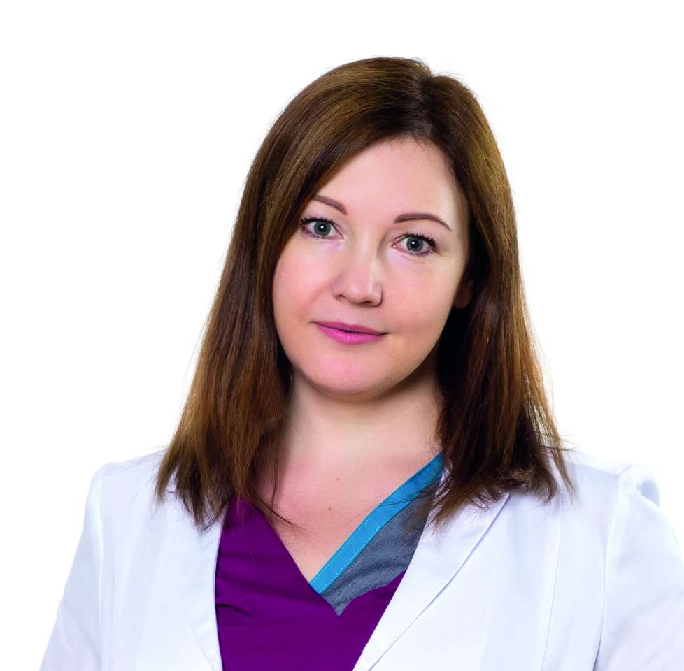 Сидоркина Юлия Витальевнав кружок.jpg