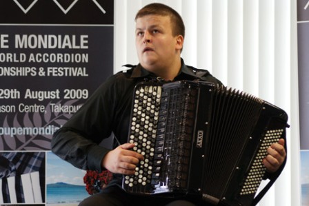 Лев Лавров.jpg