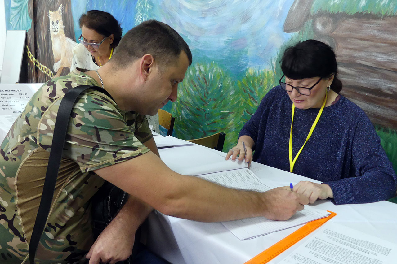 голосование боец 2.jpg голосование боец 2.jpg