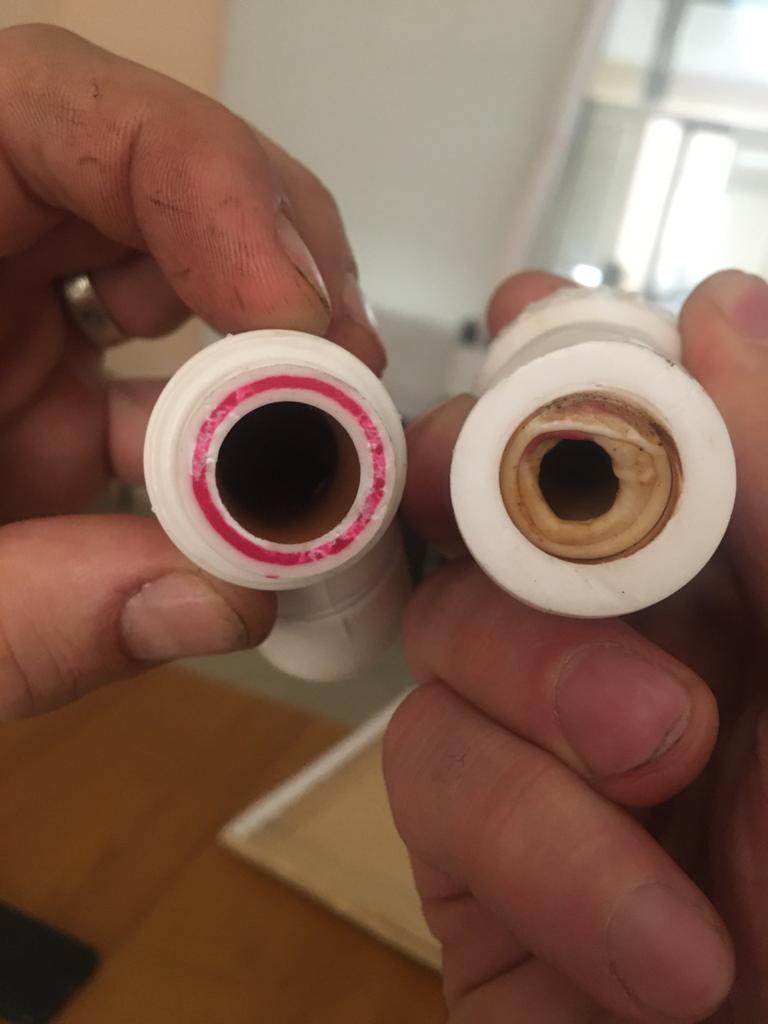 Труба отопления в ДомЖуре после капремонта.jpeg Труба отопления в ДомЖуре после капремонта.jpeg