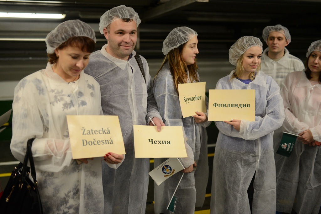 В течение дня гости OctoberBeerFestival выполняли различные задания на экскурсионном маршруте (1).JPG