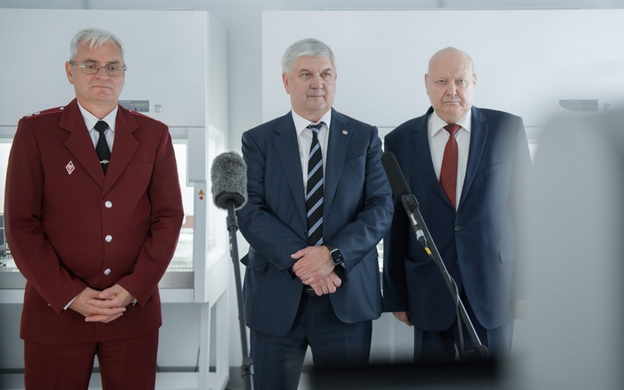 лаб1.jpg лаб1.jpg