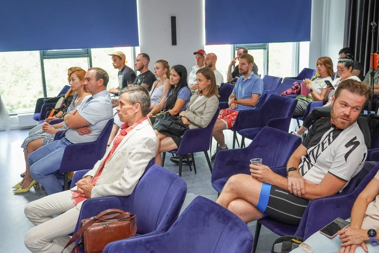 рев2.jpg рев2.jpg