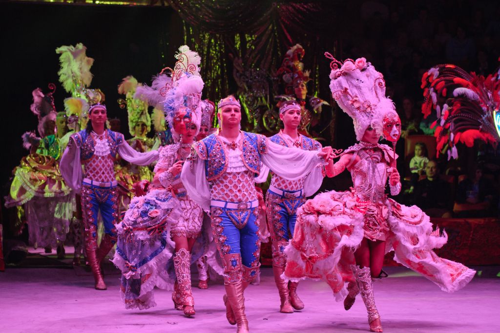 Королевский цирк 2.jpg