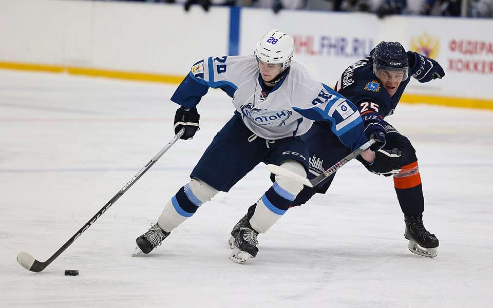 Хоккеисты нововоронежского «Протона» продлили свою победную серию