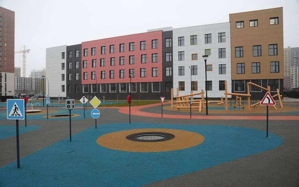 Новую школу на 1,5 тыс. мест построили в Воронеже