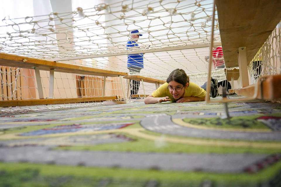 Школьники Железнодорожного района приняли участие в военно-патриотической игре «Зарница 2.0»