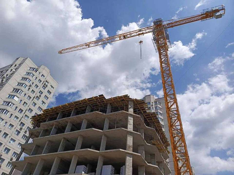 Первые лица Воронежа и области поздравляют строителей с профессиональным праздником