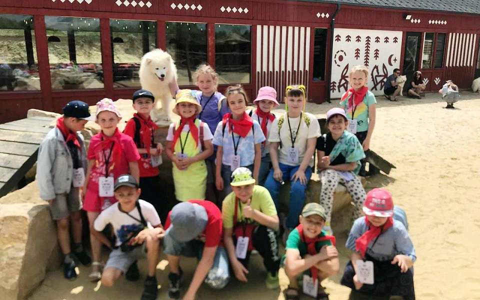 В Ленинском районе открылись детские пришкольные лагеря