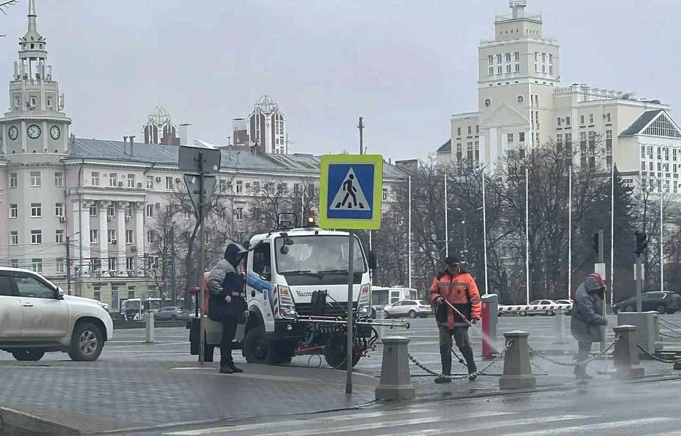 «Лицо» города принимает весенние косметические процедуры