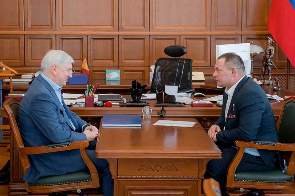Воронежский Герой России и операции «Поток» обсудил с губернатором помощь своей бригаде