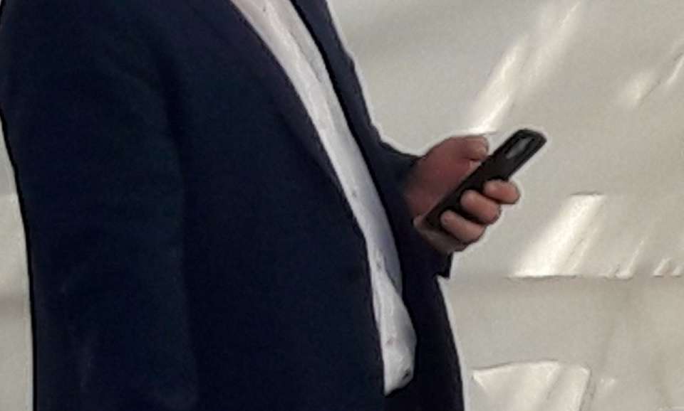 Двое суток без мобильного интернета прожили воронежцы