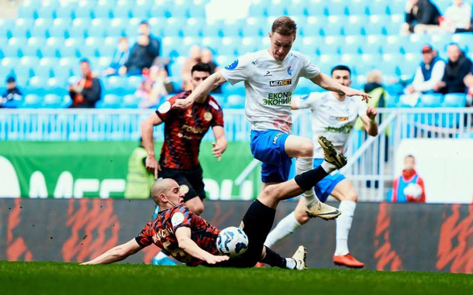 Футболисты воронежского «Факела» проиграли на самарском поле