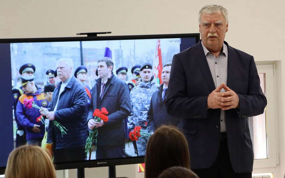 Ивана Чухнова с днем рождения поздравил мэр Воронежа