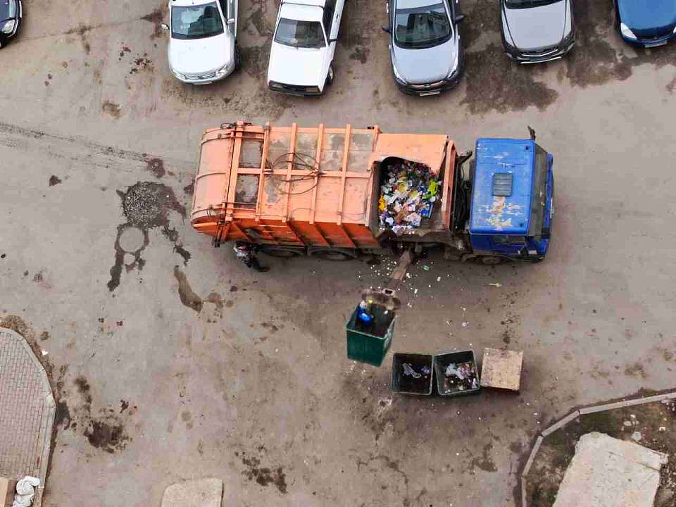 Снизили плату за вывоз мусора для жителей трёх районов Воронежской области