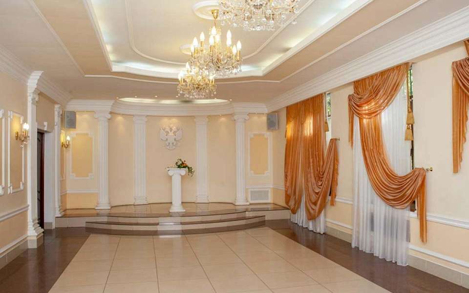 Временно изменился график работы ЗАГСов в Воронежской области  