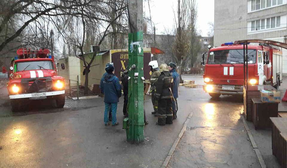 За поджог автомобиля у супермаркета воронежцу грозит 5 лет