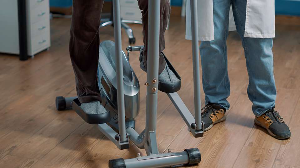 Воронежские врачи помогли встать на ноги парализованному жителю Белгородской области