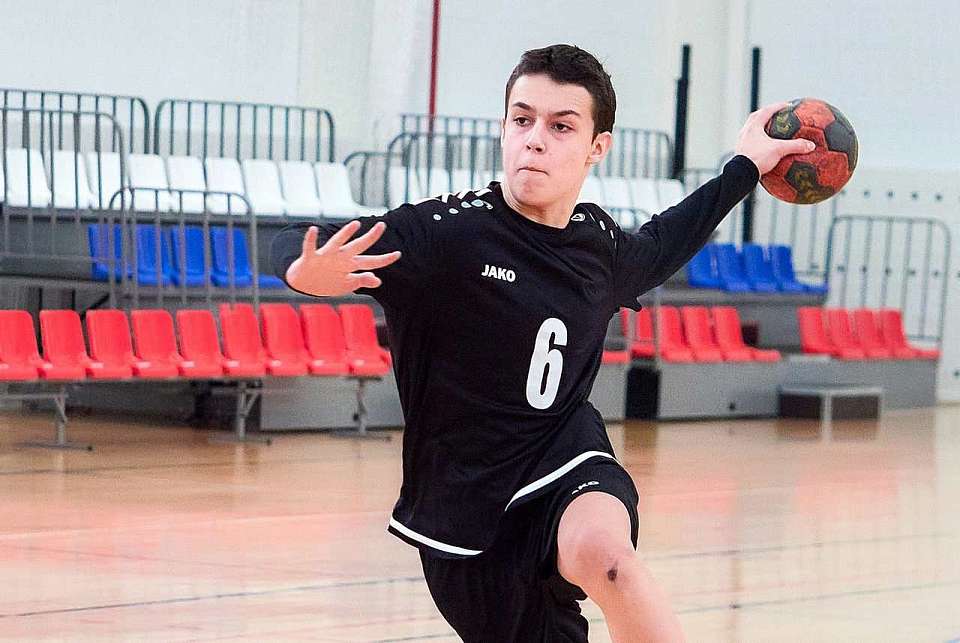 Что будет в Воронеже 11 января. Страшный день. День заповедников России. Сильный ветер. Международный турнир по гандболу