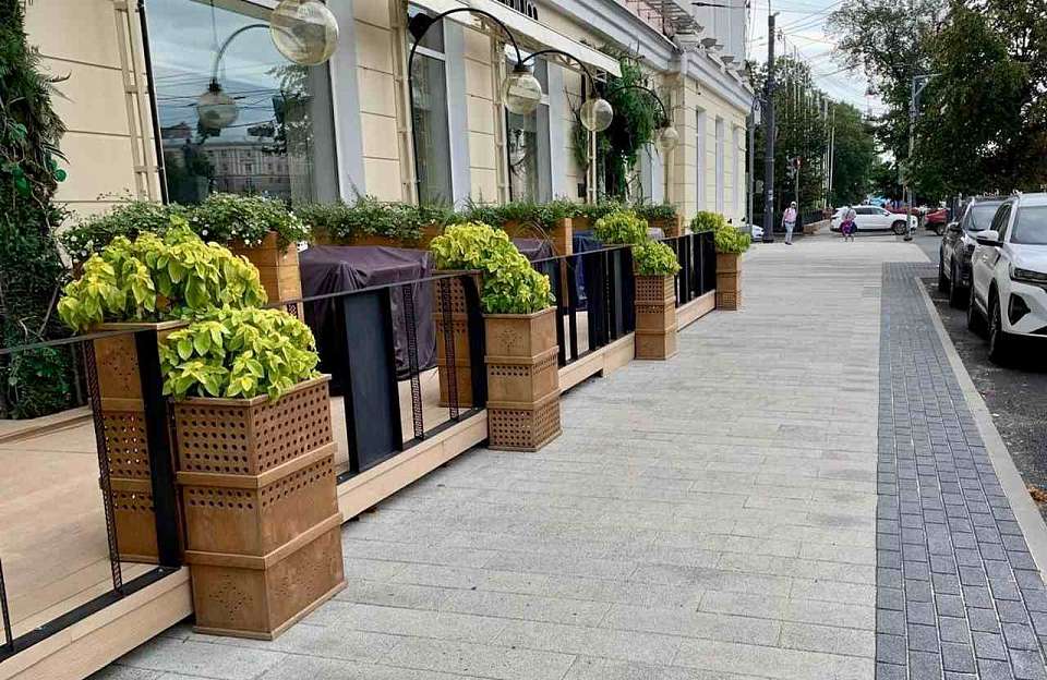 Завершён ремонт ещё одного тротуара в Центральном районе Воронежа