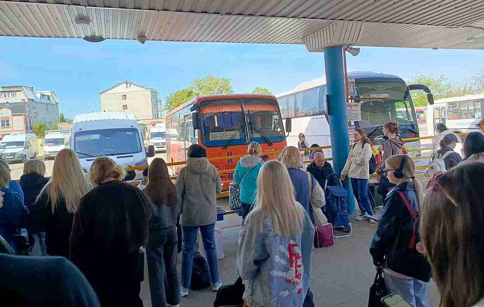 Новую систему оплаты запускают в пригородных автобусах Воронежа