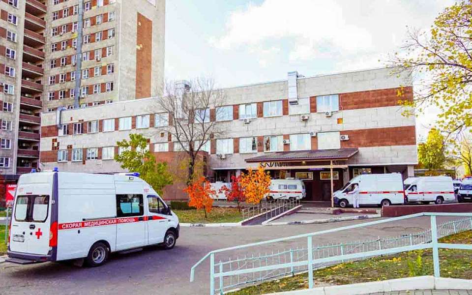 Больницу скорой помощи за 311 млн рублей отремонтируют в Воронеже