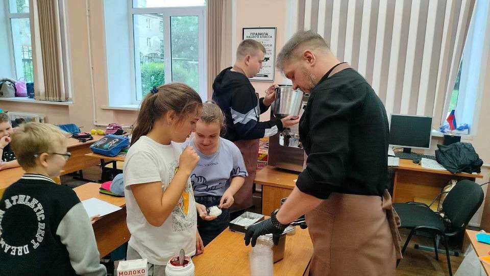 Летние фантазии: как дети в Ленинском районе создавали мороженое мечты