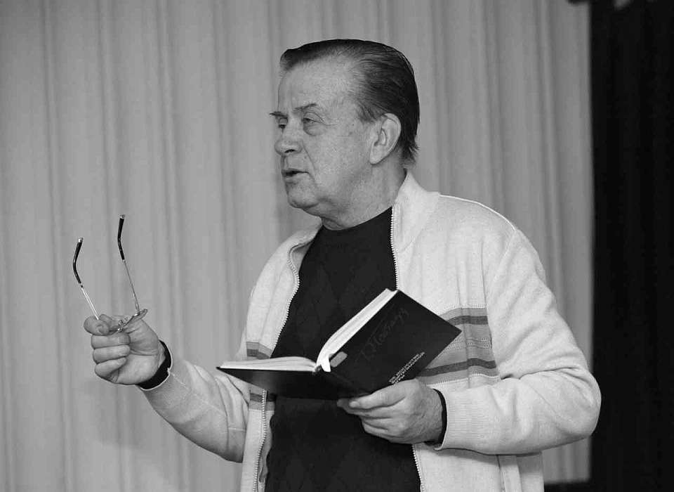 Скончался известный воронежский пианист и педагог Аркадий Дубовик