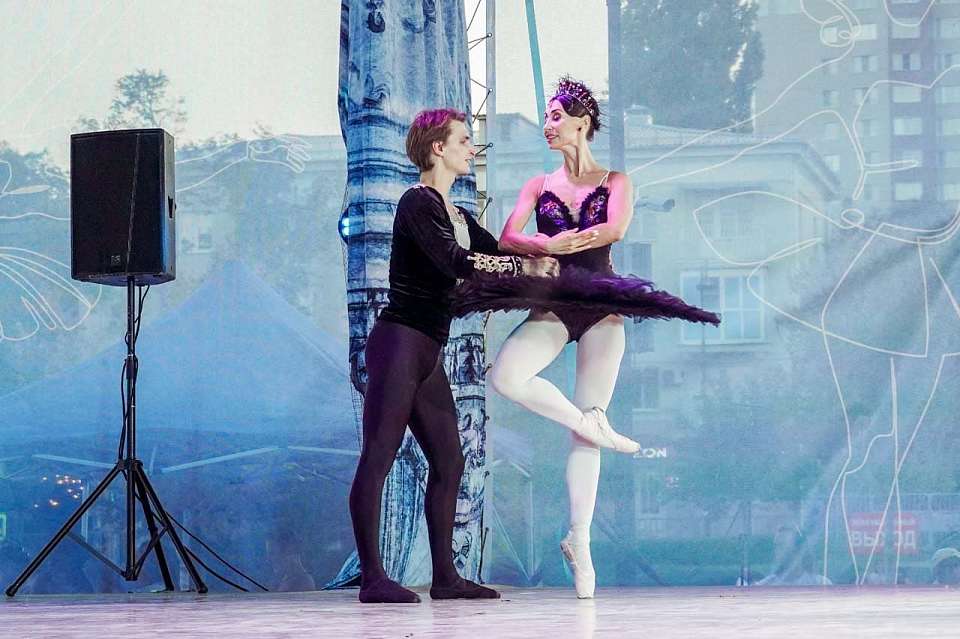 За 5 тысяч перекупщики продают билеты на балет «Щелкунчик» в воронежском театре