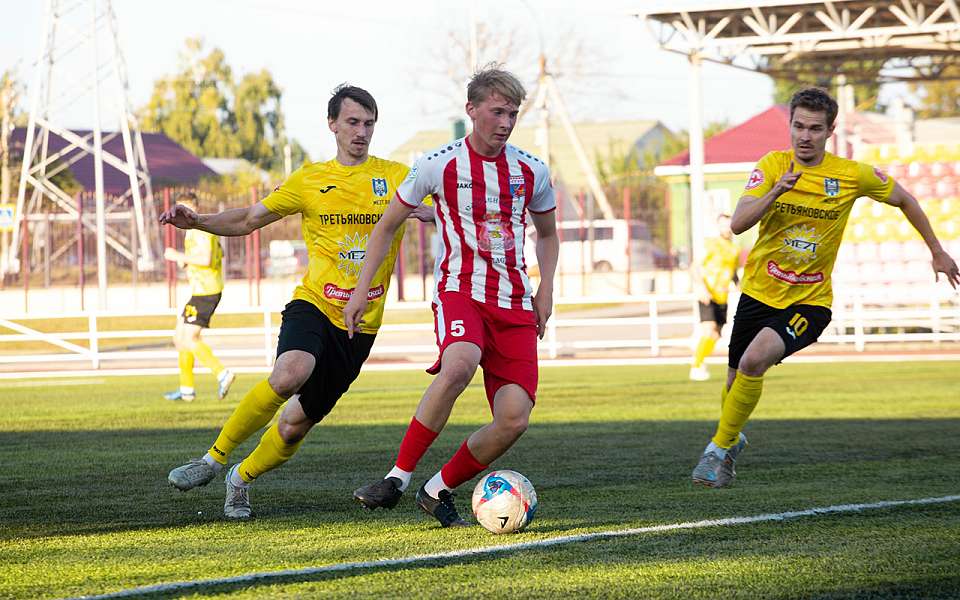 «Кристалл-МЭЗТ» стал фаворитом в споре команд Воронежской области за золото СФФ «Центр»