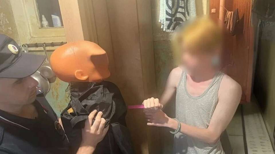 За покушение на убийство отчима перед судом предстанет 19-летний житель Воронежа