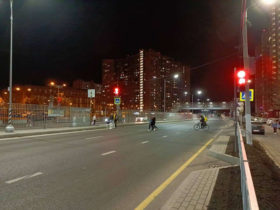 Восстановлены работа светофоров и освещение на улице Крынина в Воронеже