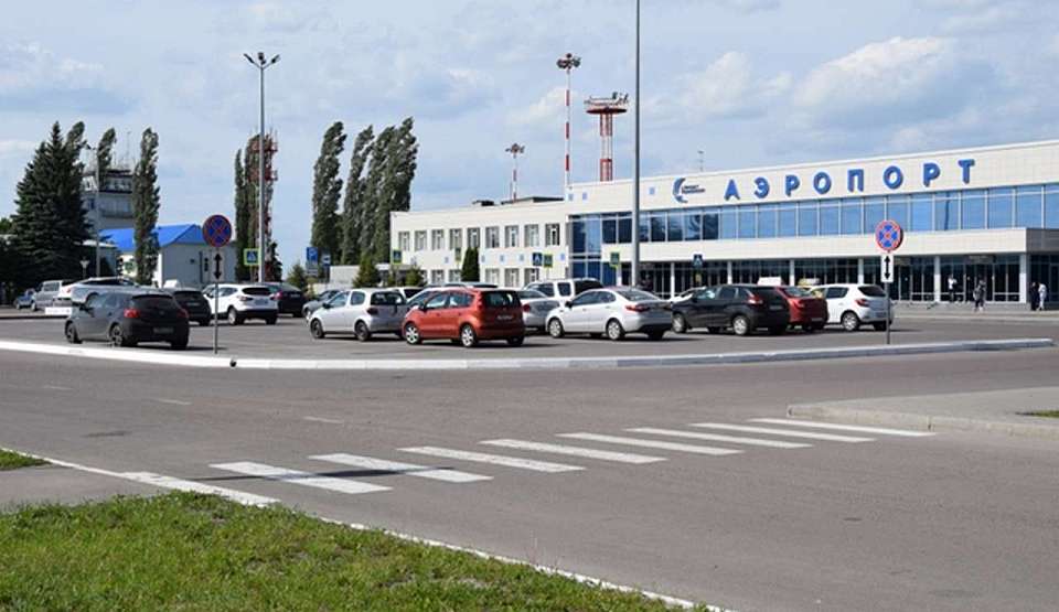 У воронежского аэропорта появилась парковка на 500 машин