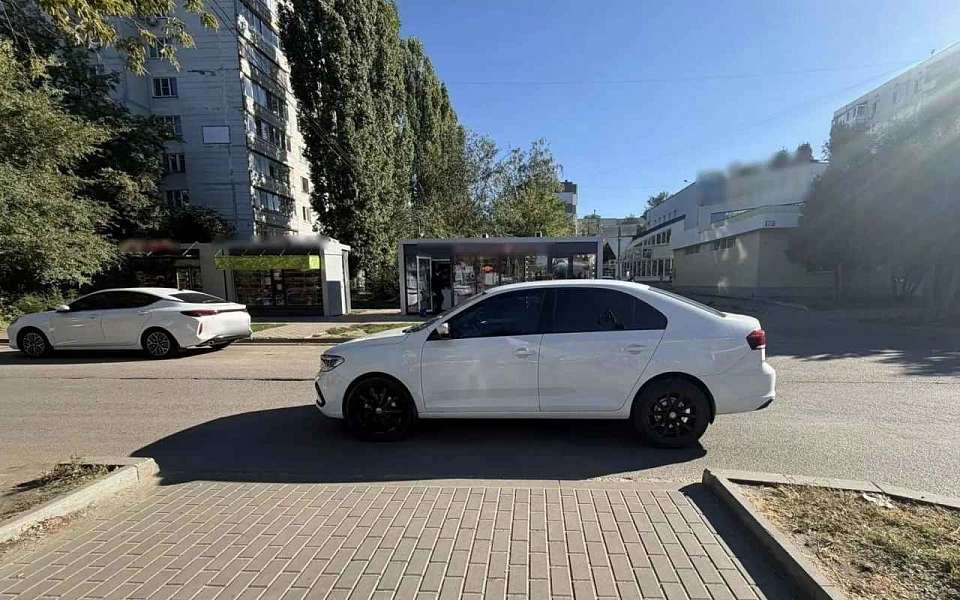 Автомобилист на Volkswagen сбил 14-летнего велосипедиста в Воронеже