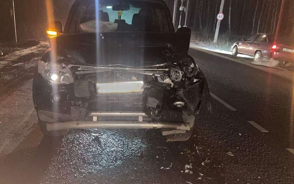 Пьяный водитель внедорожника устроил ДТП с пострадавшей под Воронежем