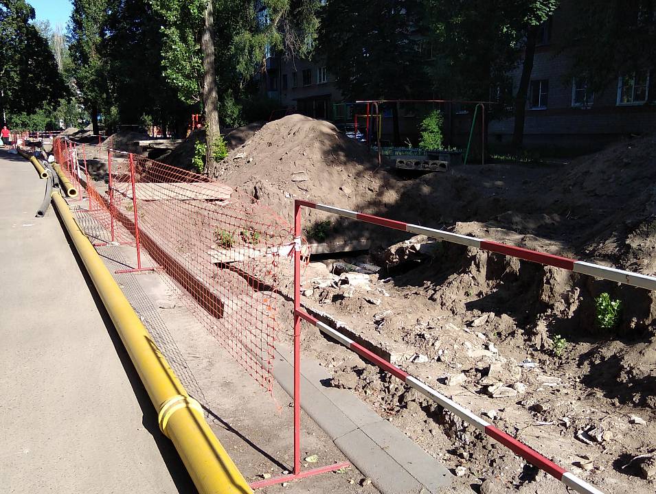         В управе Левобережного района обсудили подготовку к новому отопительному сезону