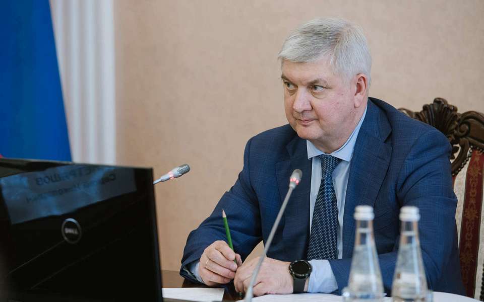 Прямую линию губернатора Гусева анонсировали власти Воронежской области
