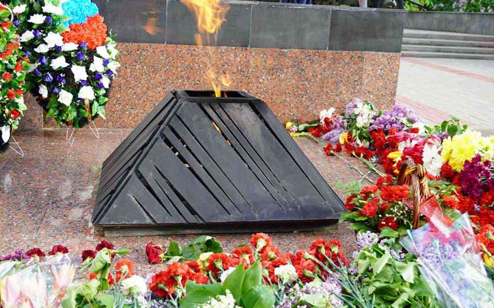 Руководители Воронежа обратились к горожанам в связи с Днем Неизвестного солдата 