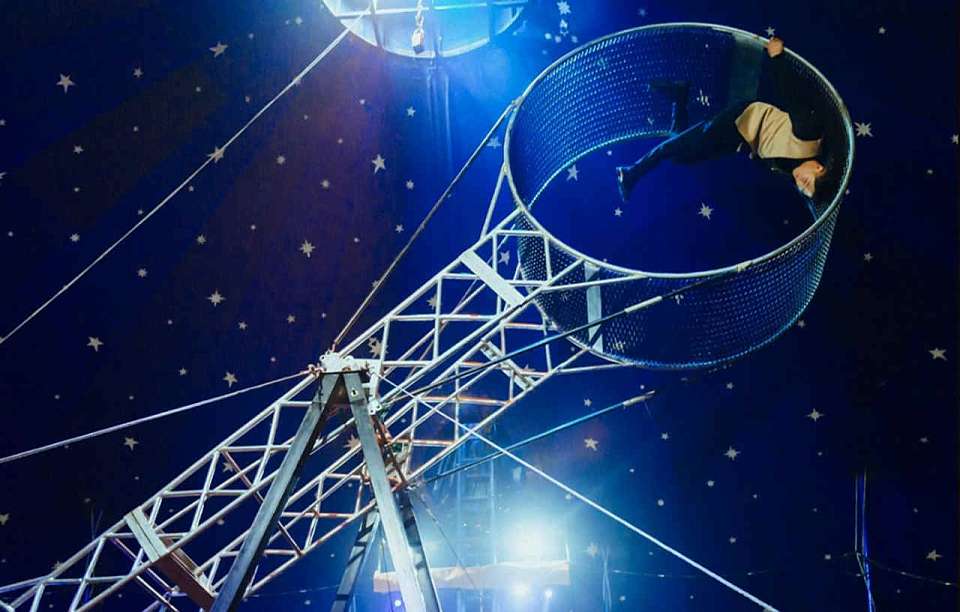 Цирк «Алле» удивит воронежцев исчезновением людей и аттракционом «Колесо смерти»