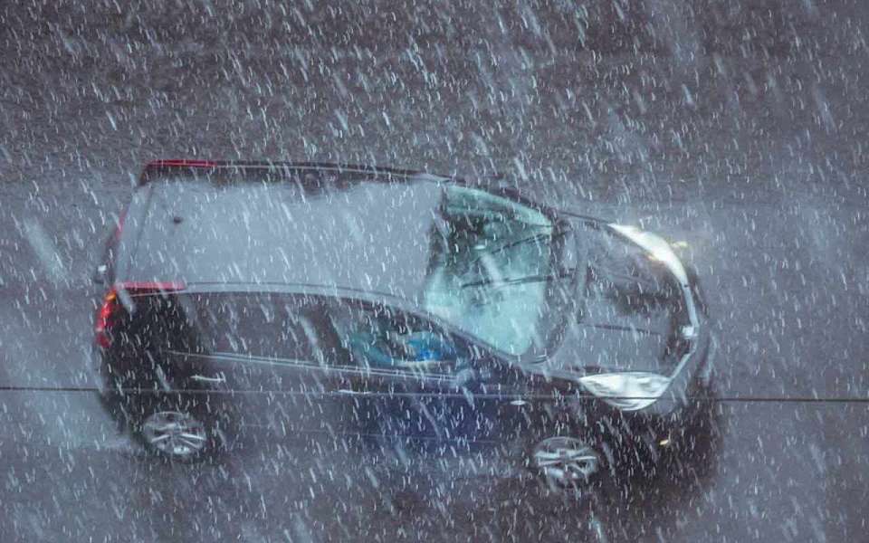 Сильный ветер и местами дожди ожидаются 3 апреля в Воронежской области