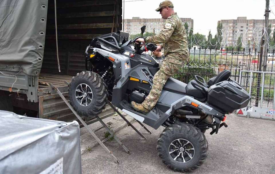Собранную в Воронеже партию гуманитарной помощи отправили бойцам на СВО