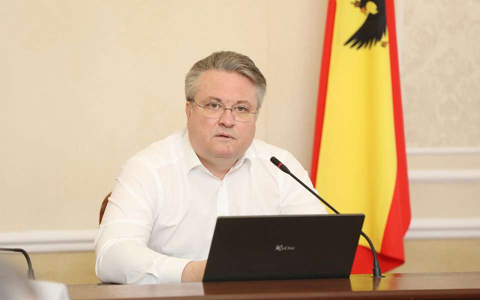 С обращением к горожанам выступил мэр Воронежа Вадим Кстенин
