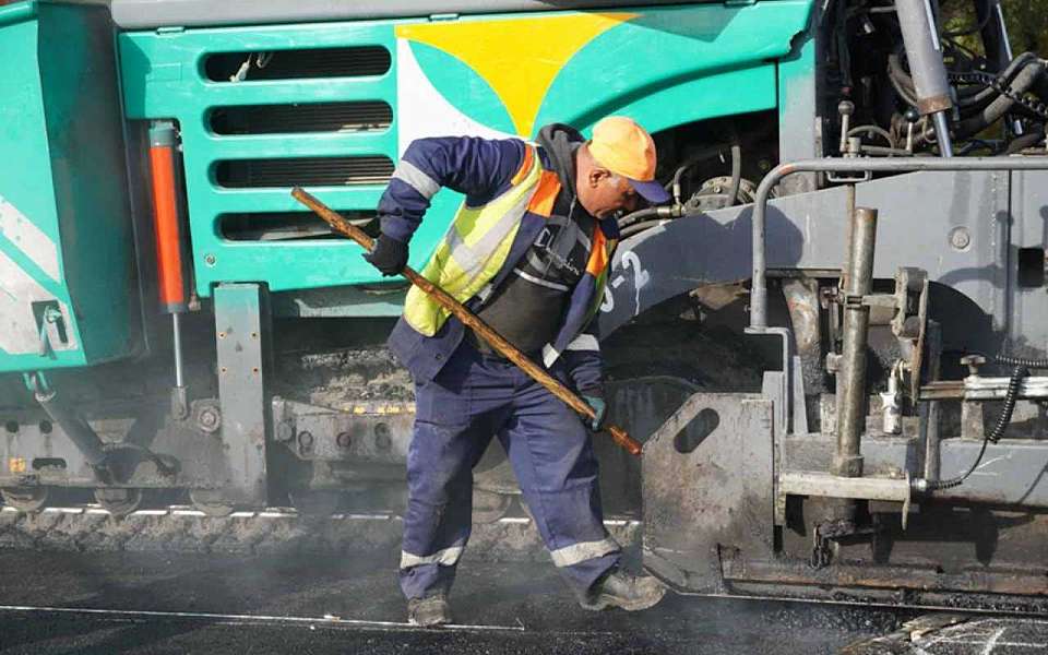 На ремонт 7 магистральных улиц более 900 млн рублей выделили в Воронеже