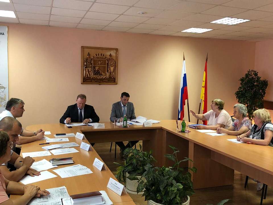 В Коминтерновском районе состоялся прием по вопросам городского хозяйства